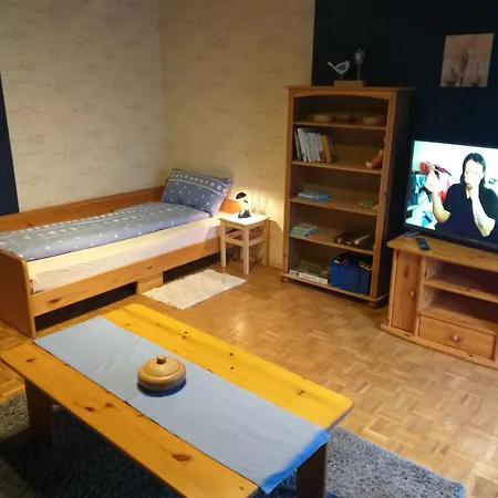 Zwei Schlafzimmer- Betten In Komforthoehe * باومهولدر