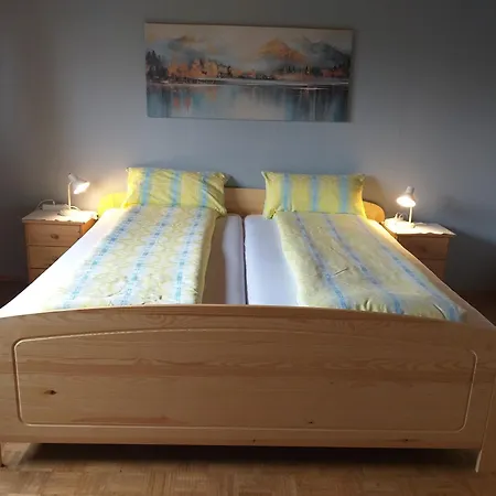 Zwei Schlafzimmer- Betten In Komforthoehe * Baumholder